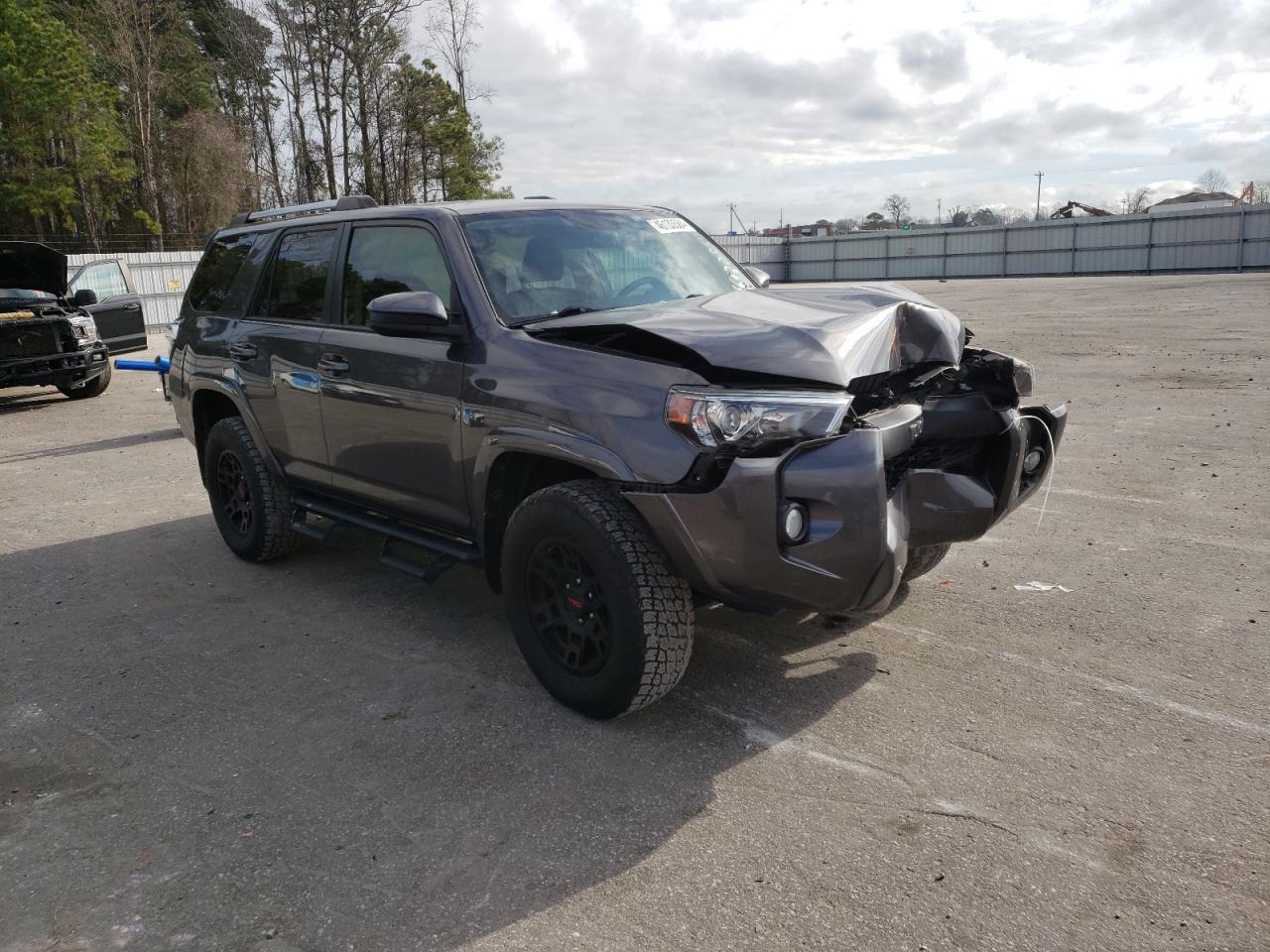 2019 TOYOTA 4RUNNER SR - Фото 4