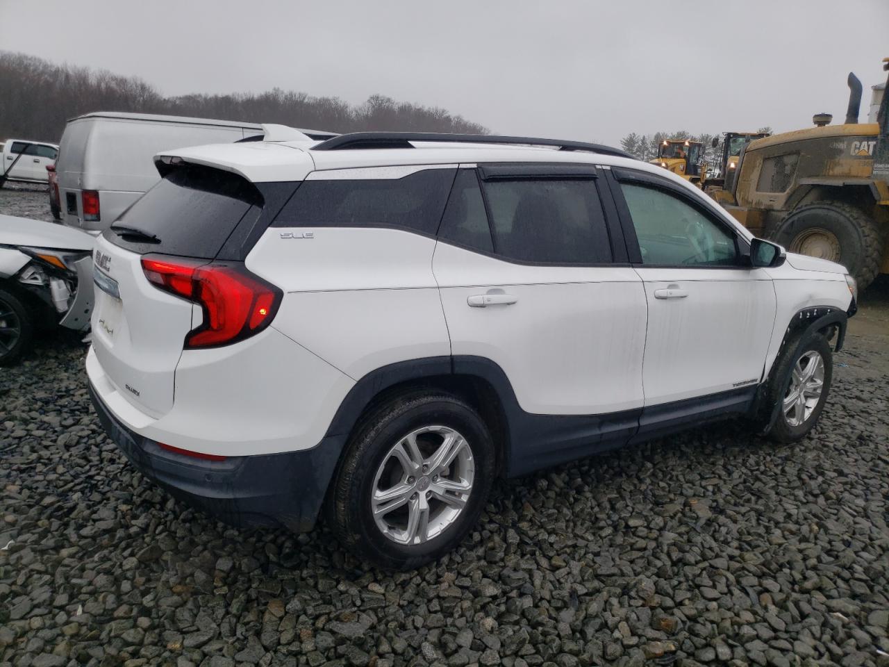 2018 GMC TERRAIN SL - Image 3