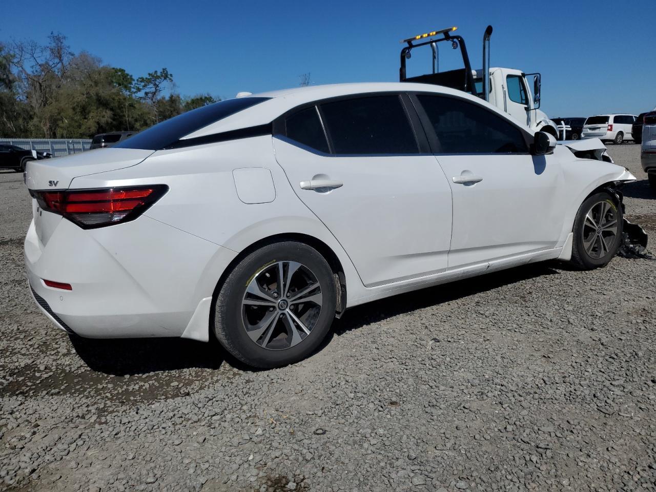 2020 NISSAN SENTRA SV - Фото 3