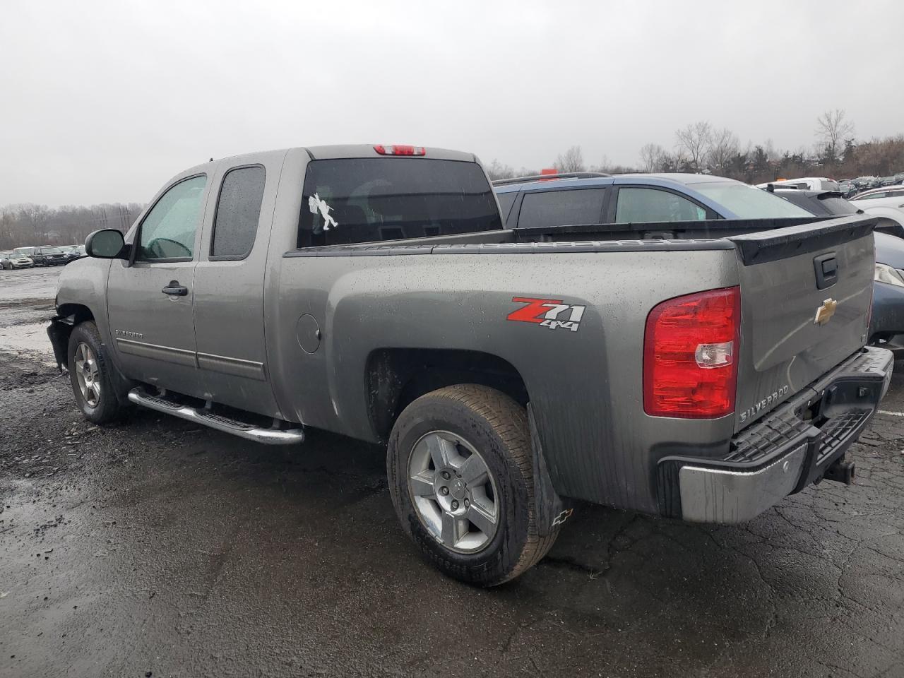 2013 CHEVROLET SILVERADO - Фото 2