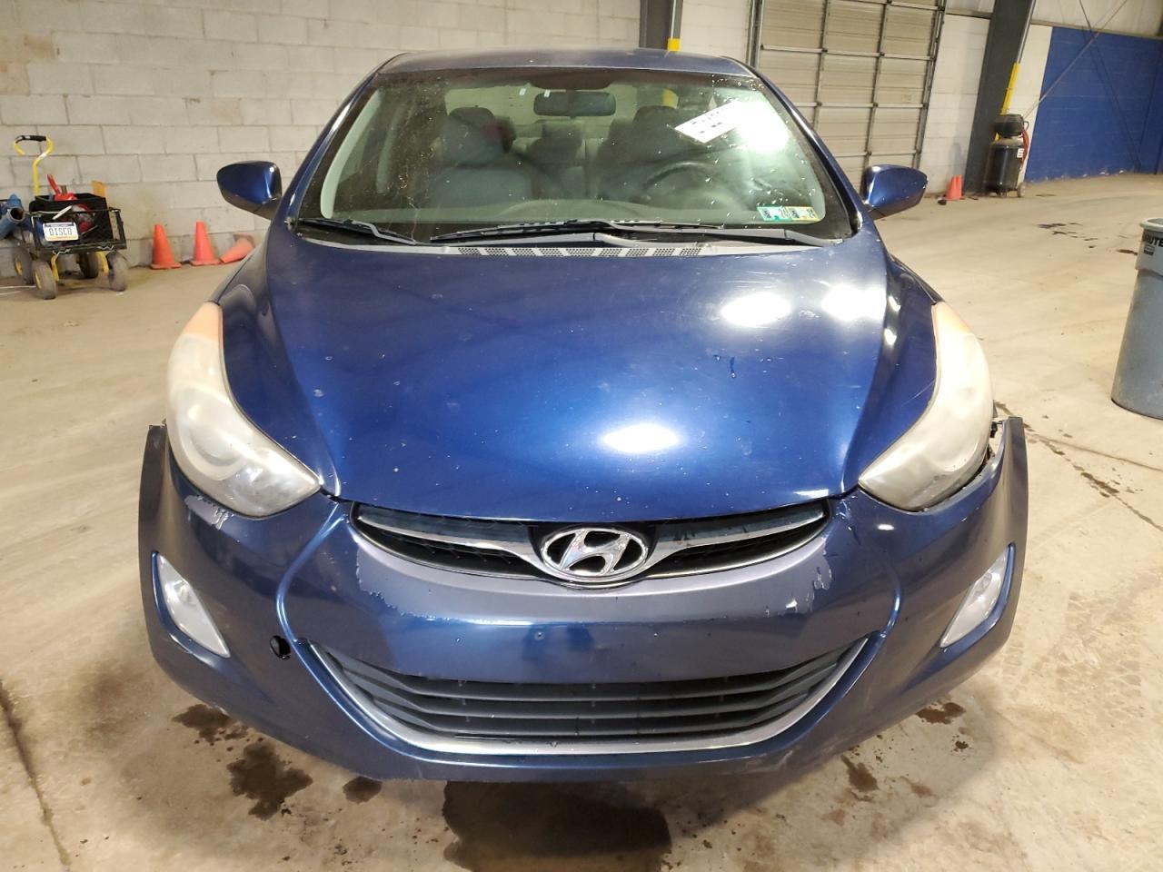 2013 HYUNDAI ELANTRA GL - Фото 5
