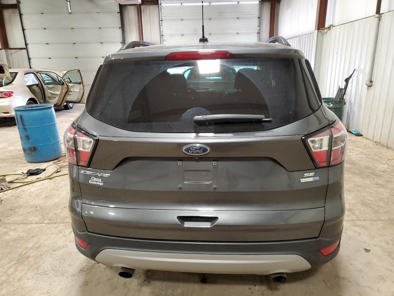 2017 FORD ESCAPE SE - Фото 6