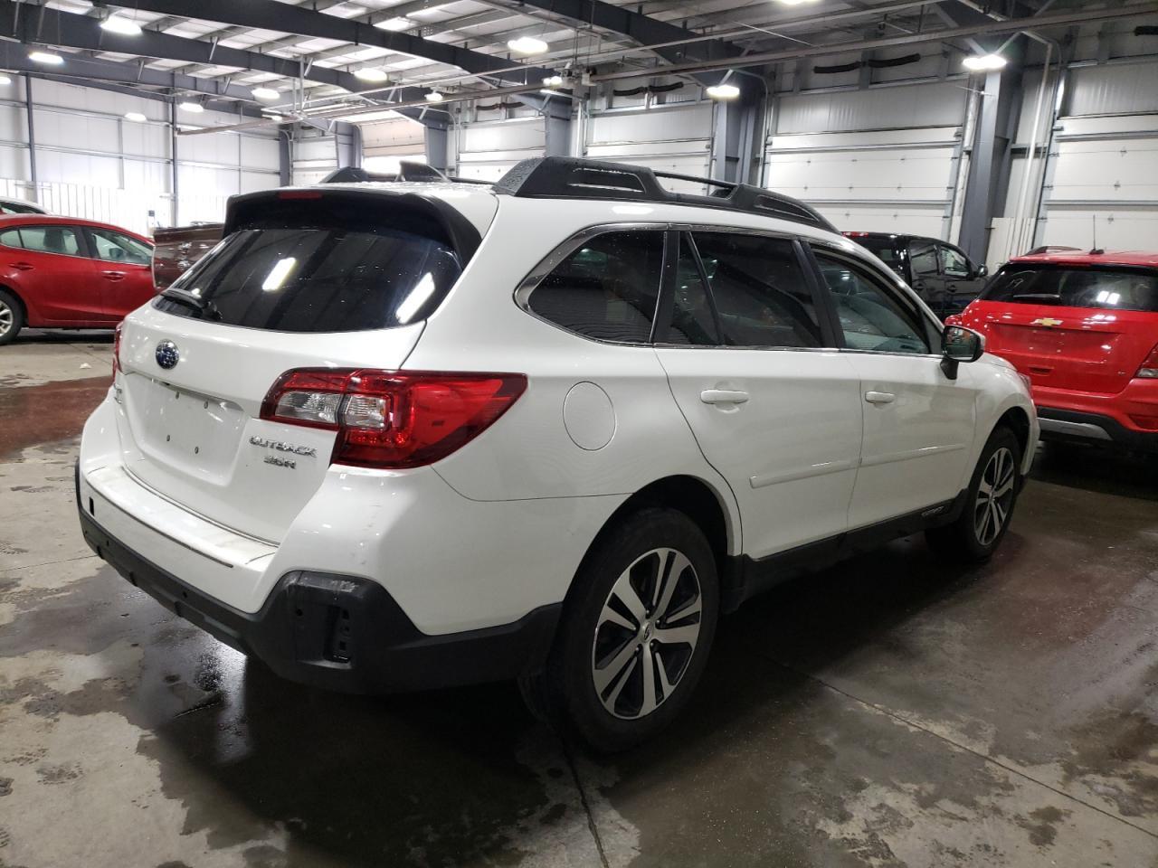 2018 SUBARU OUTBACK 3. - Фото 3