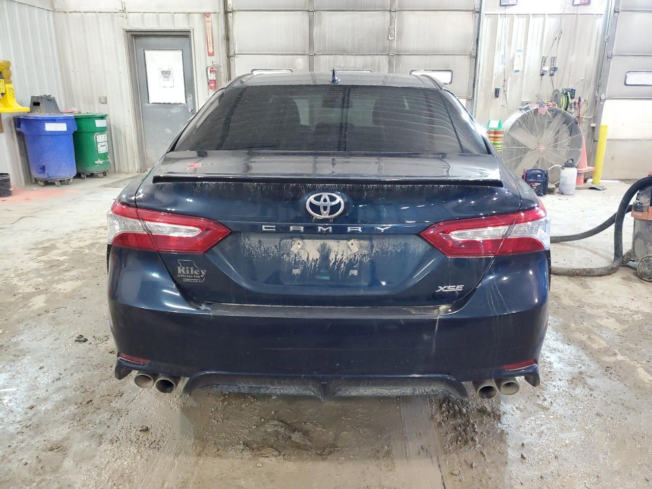 2019 TOYOTA CAMRY XSE - Image 6