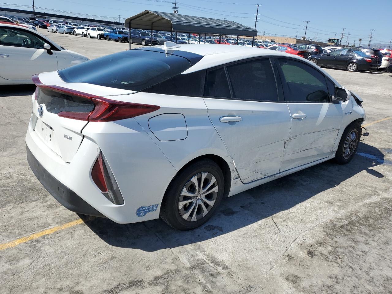 2022 TOYOTA PRIUS PRIM - Image 3