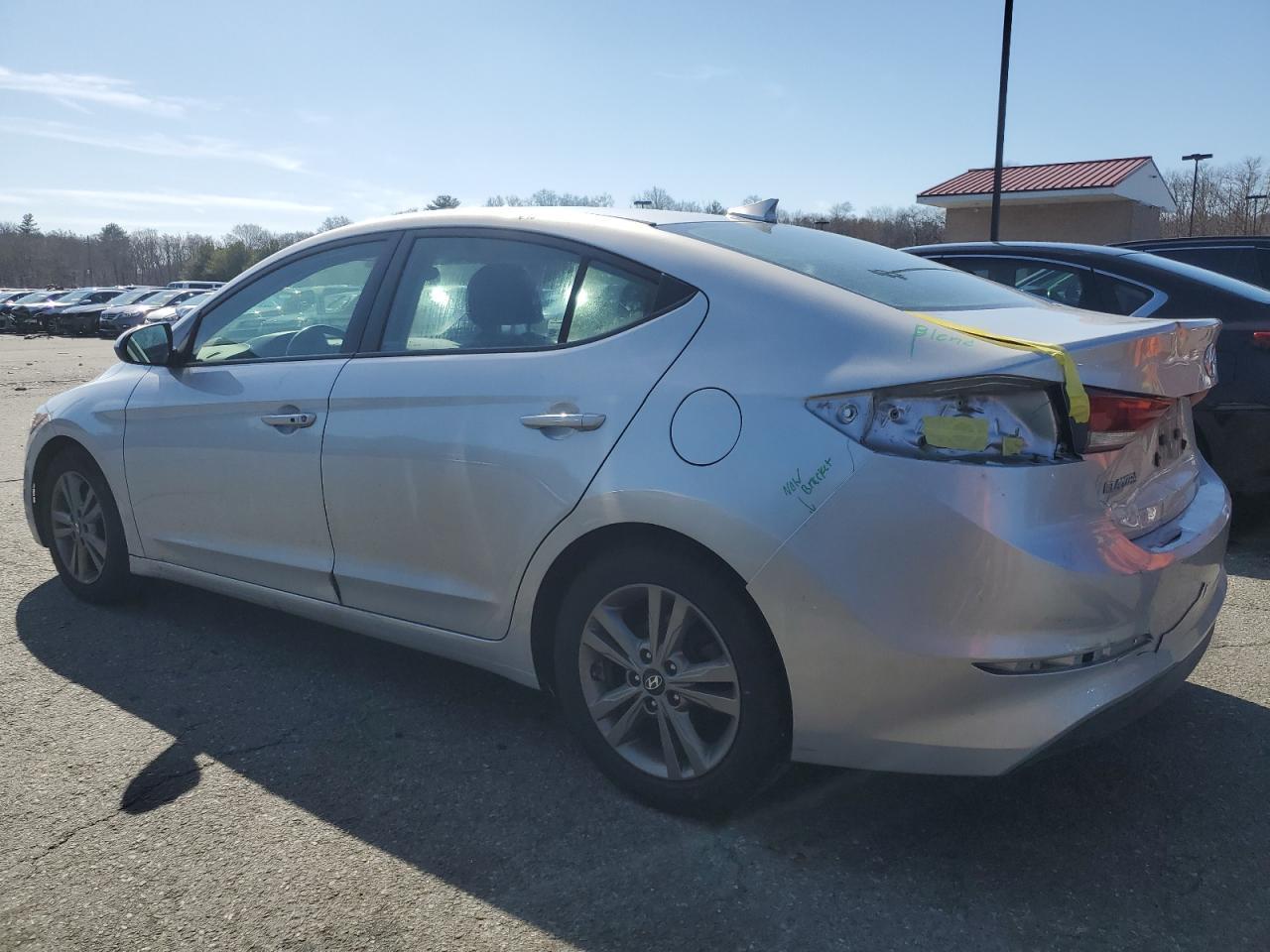 2018 HYUNDAI ELANTRA SE - Фото 2