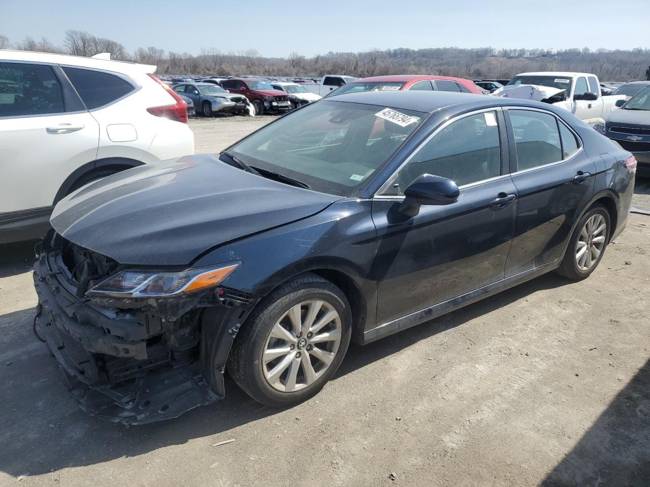 2020 TOYOTA CAMRY LE car image