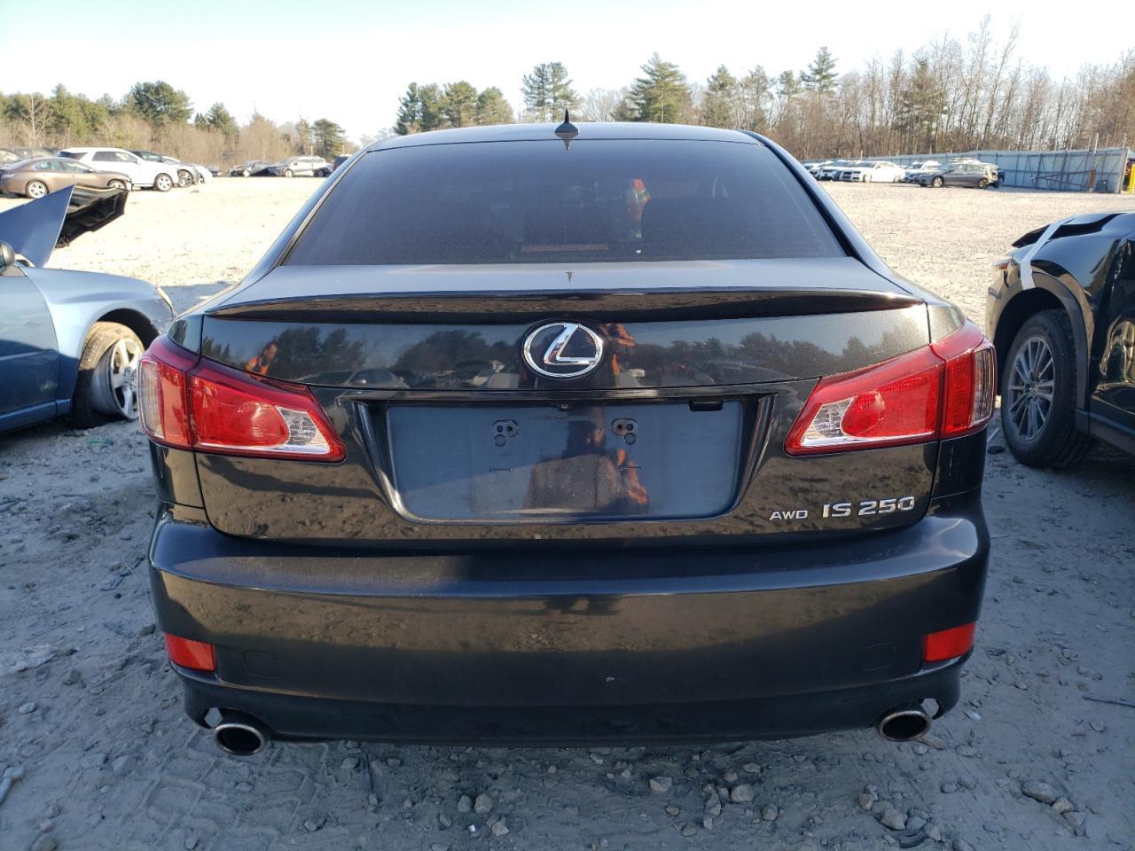2011 LEXUS IS 250 - Фото 6