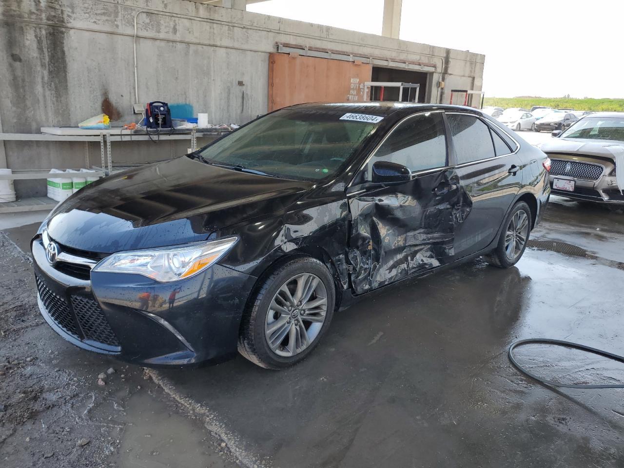 2016 TOYOTA CAMRY LE car image