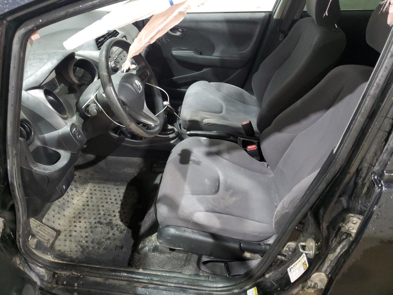 2011 HONDA FIT - Фото 7