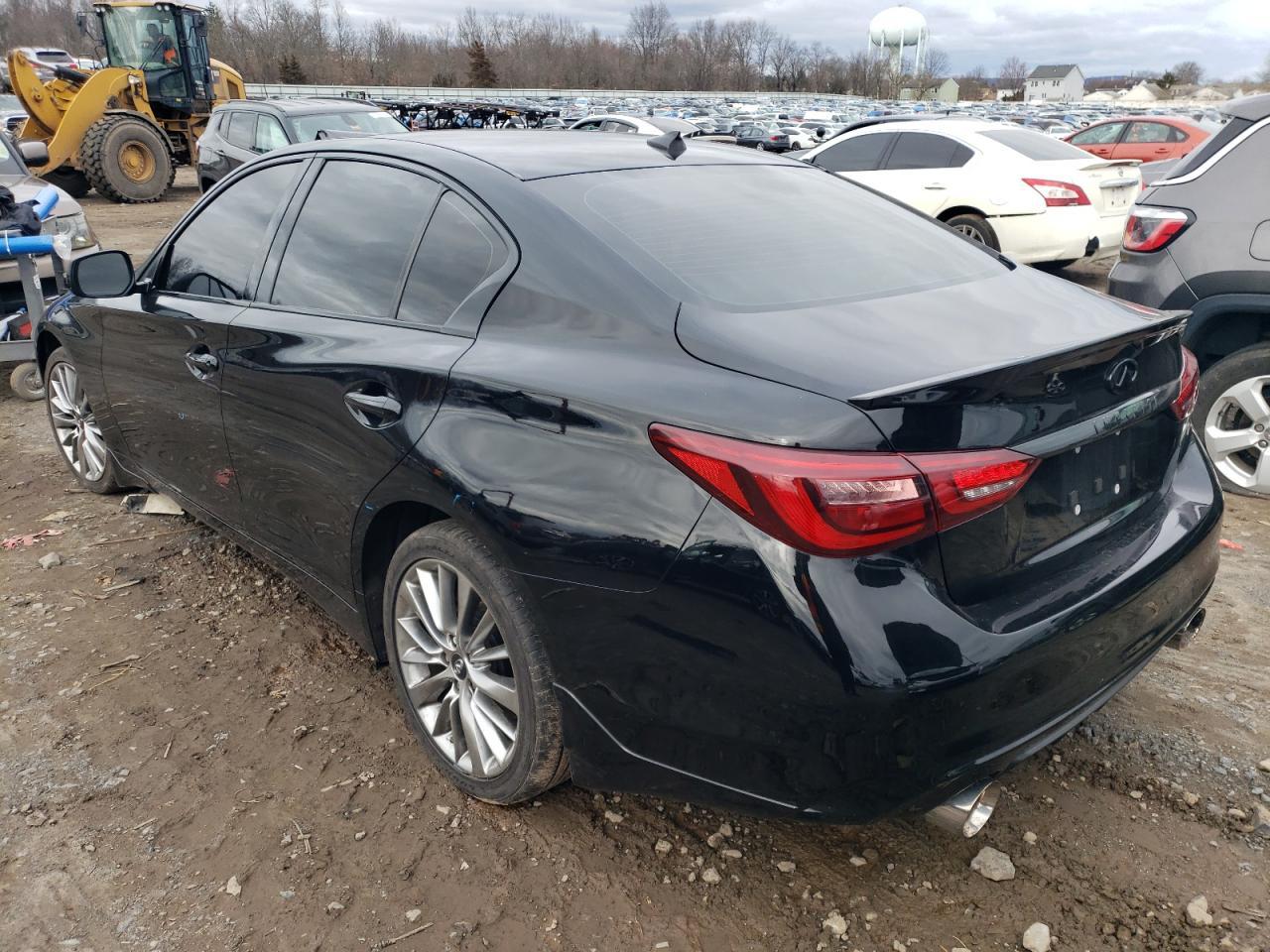 2018 INFINITI Q50 LUXE - Image 2