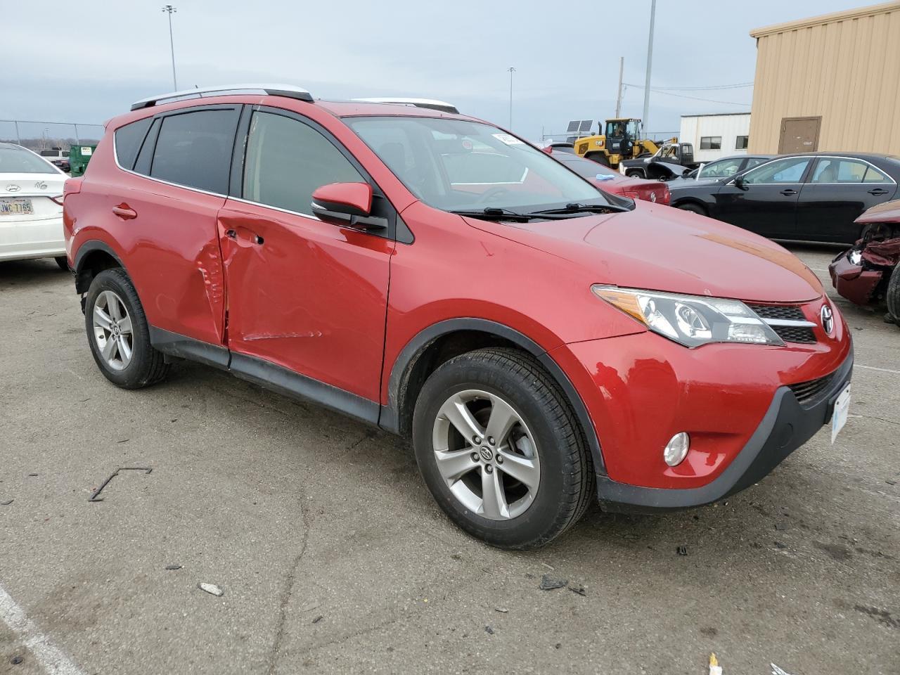 2015 TOYOTA RAV4 XLE - Image 4