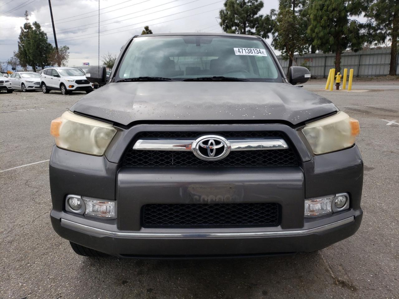 2011 TOYOTA 4RUNNER SR - Image 5