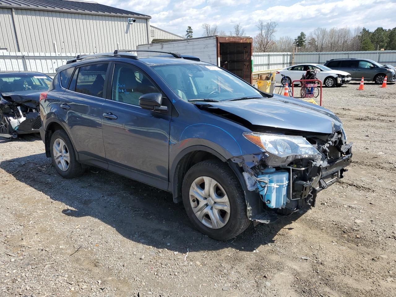 2014 TOYOTA RAV4 LE - Фото 4