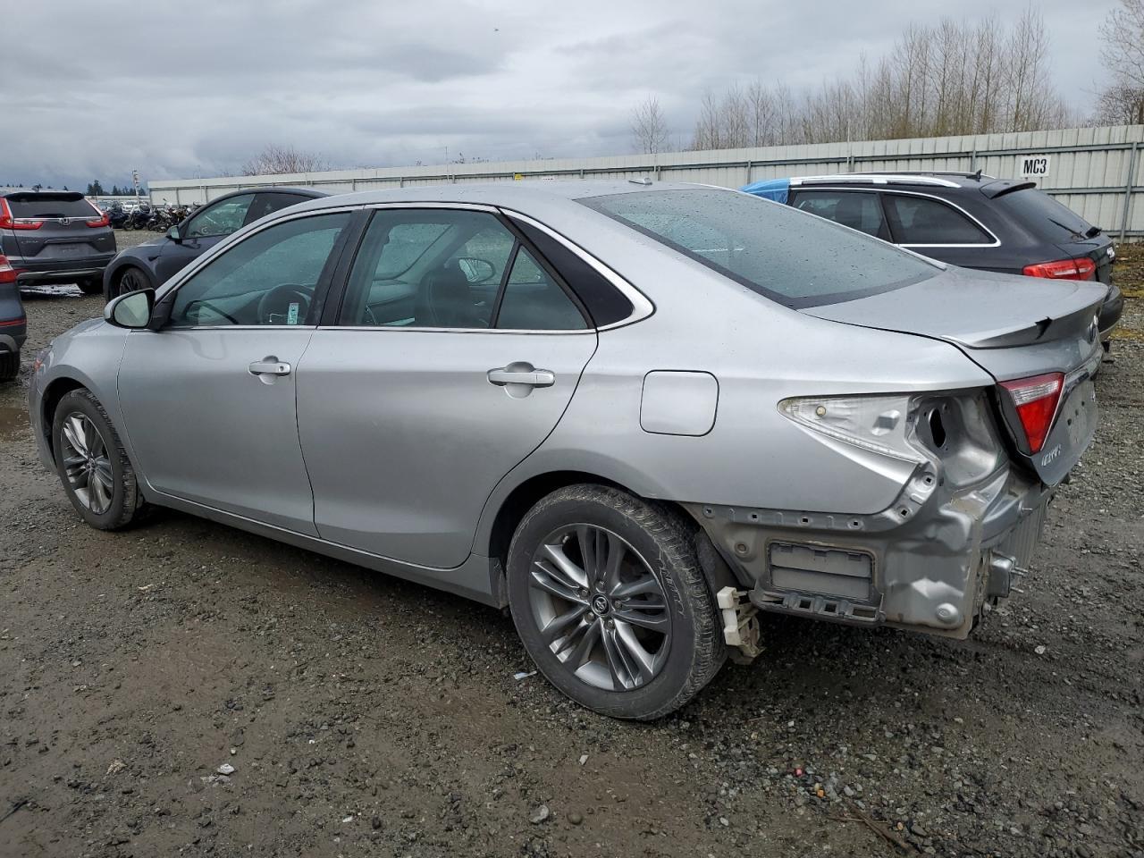 2017 TOYOTA CAMRY LE - Фото 2