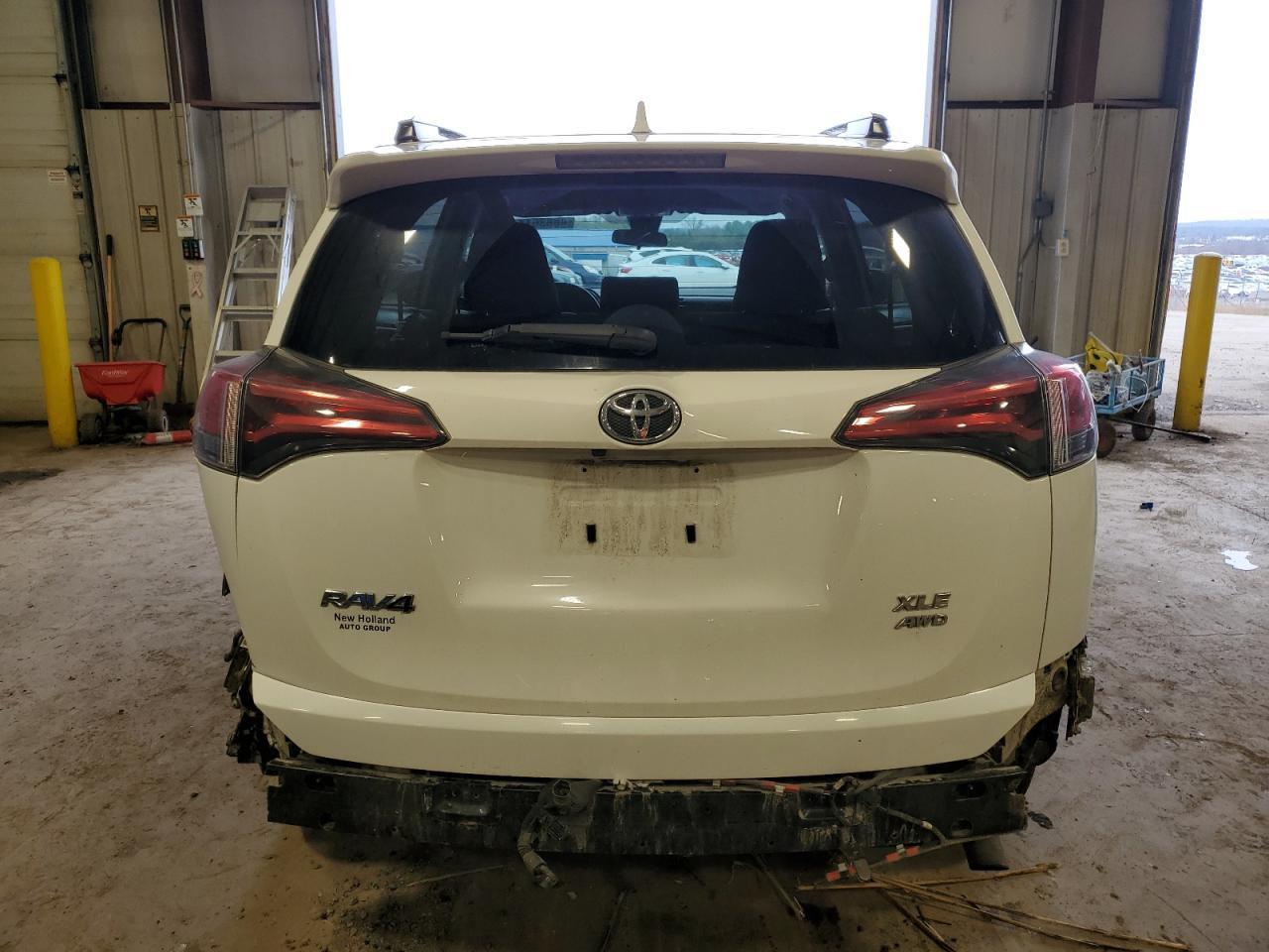 2018 TOYOTA RAV4 ADVEN - Image 6