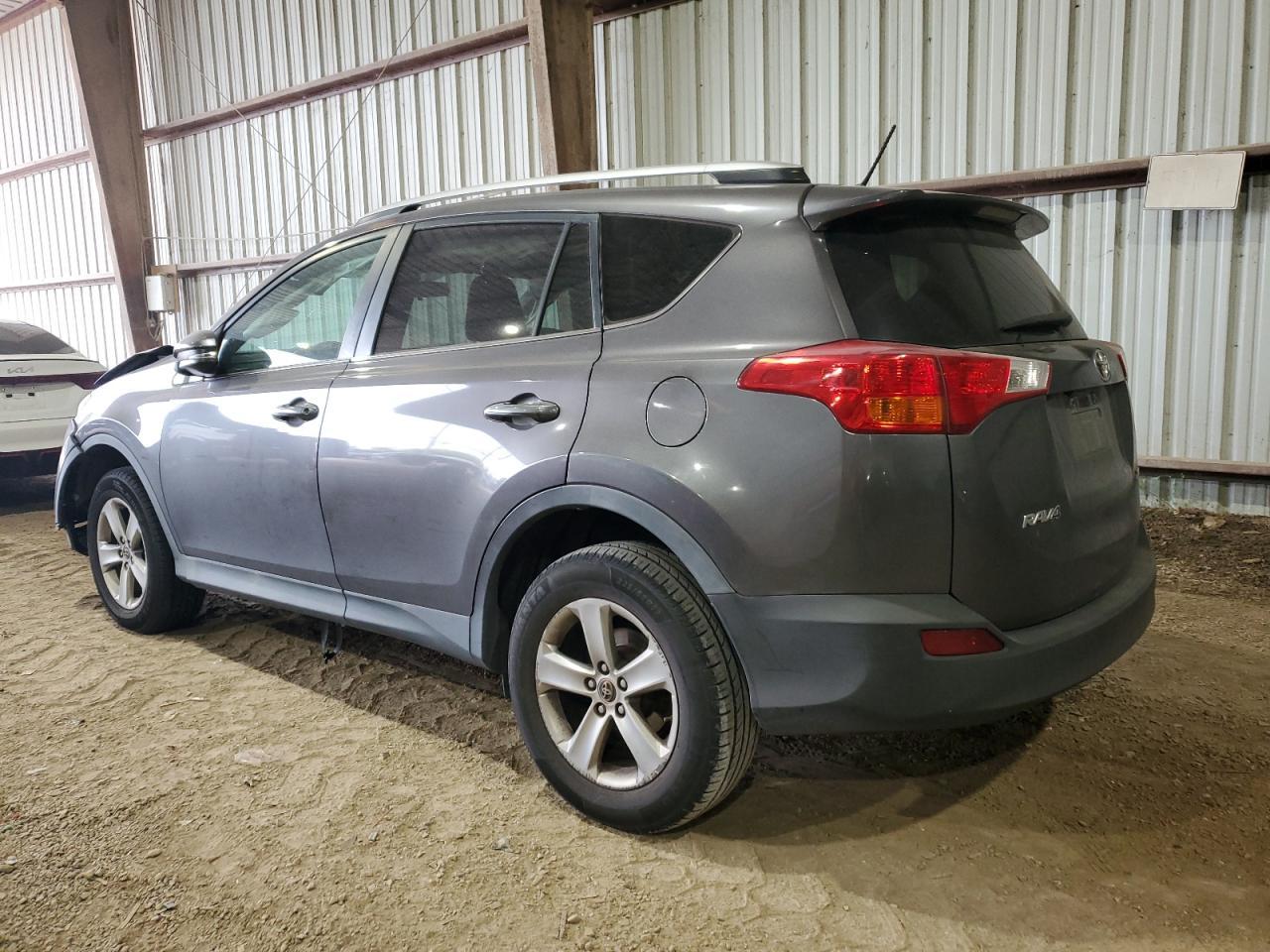 2015 TOYOTA RAV4 XLE - Image 2