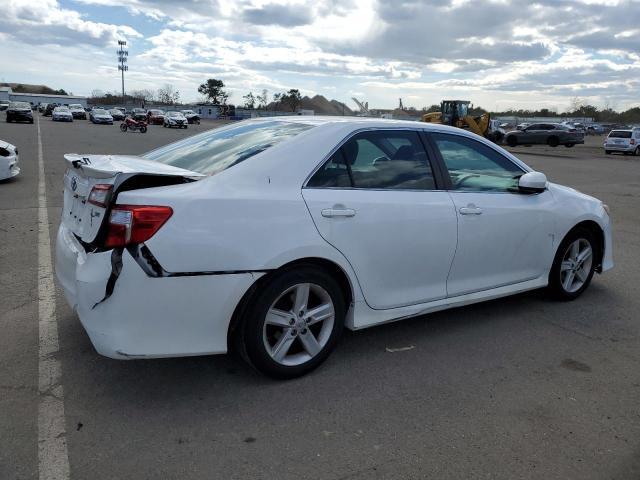 2014 Toyota Camry L - Фото 3