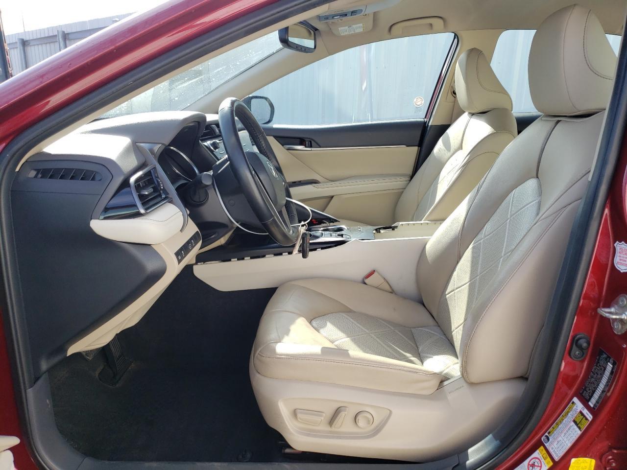 2019 TOYOTA CAMRY L - Фото 7