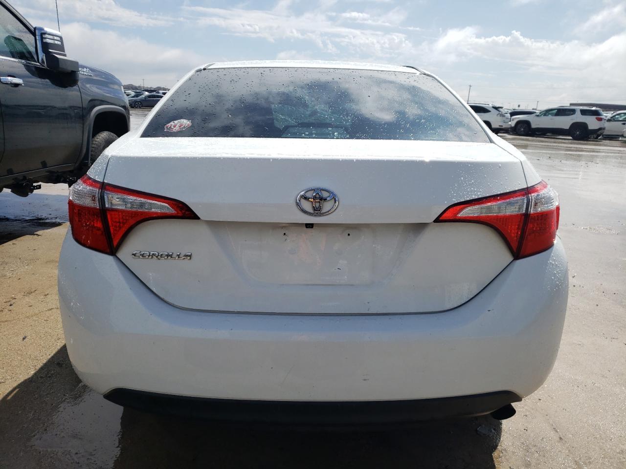 2015 TOYOTA COROLLA L - Фото 6