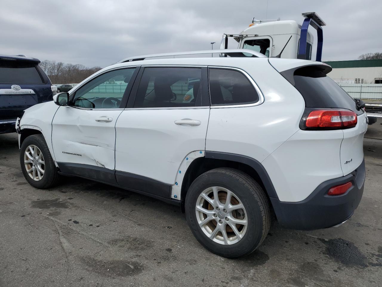 2017 JEEP CHEROKEE L - Image 2