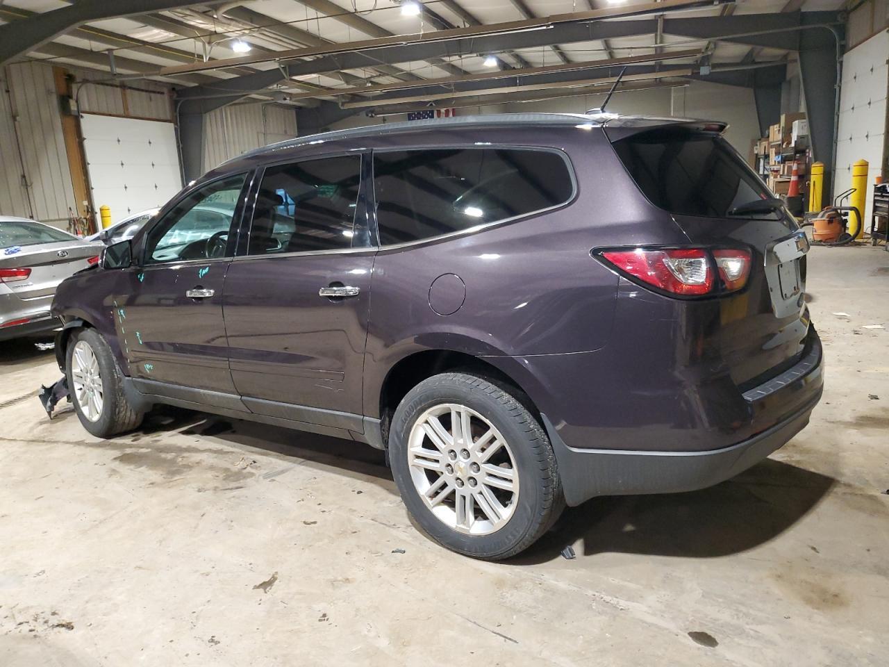 2015 CHEVROLET TRAVERSE L - Image 2