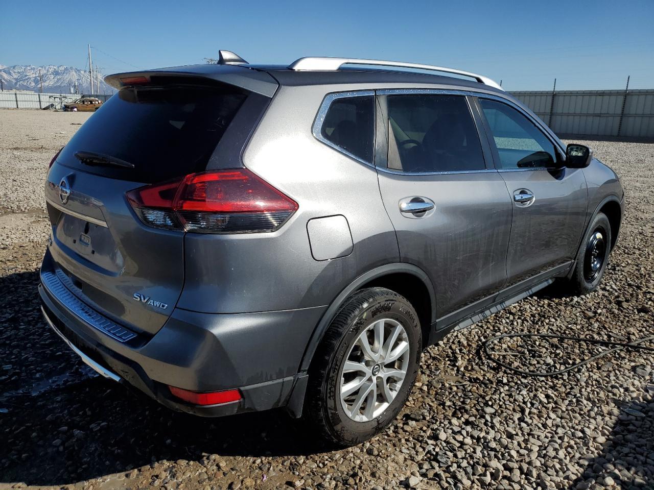 2018 NISSAN ROGUE S - Фото 3