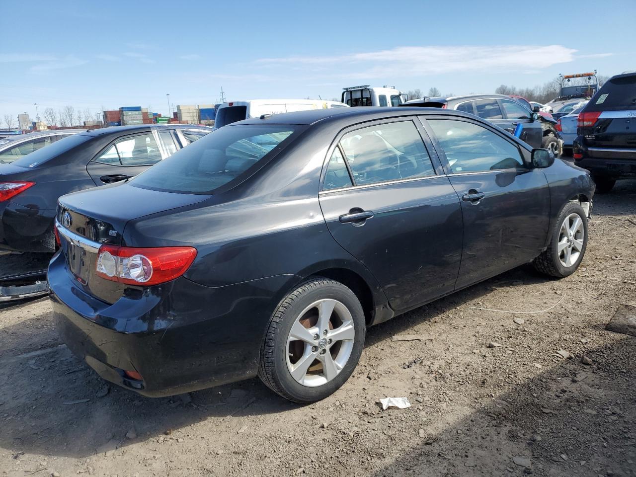 2013 TOYOTA COROLLA BA - Фото 3
