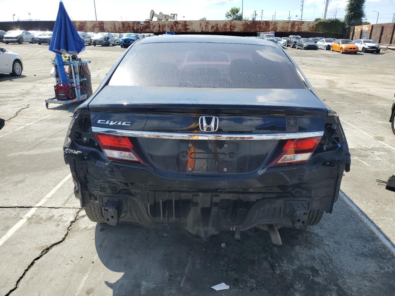 2015 HONDA CIVIC LX - Фото 6