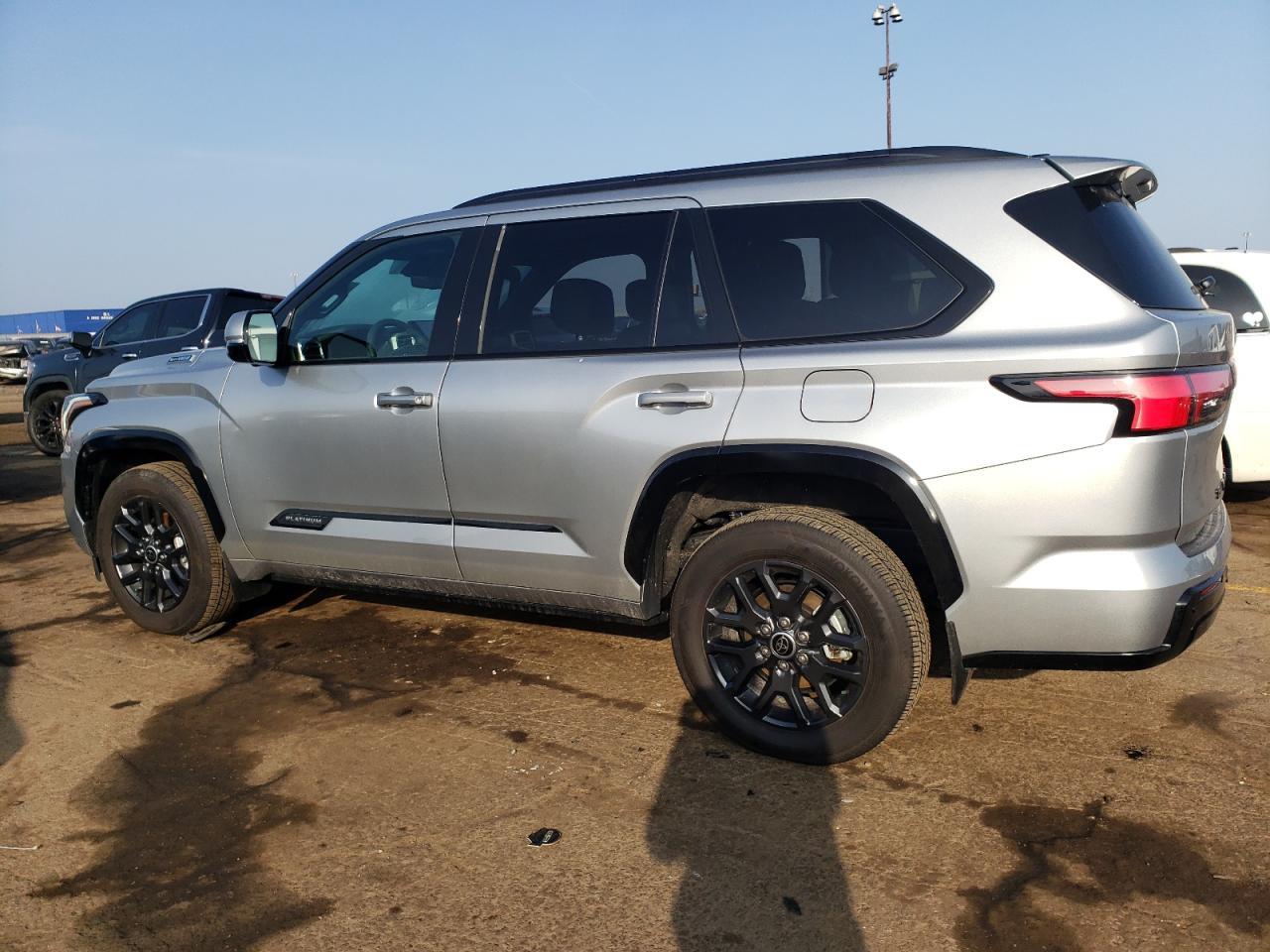 2023 TOYOTA SEQUOIA SR - Image 2