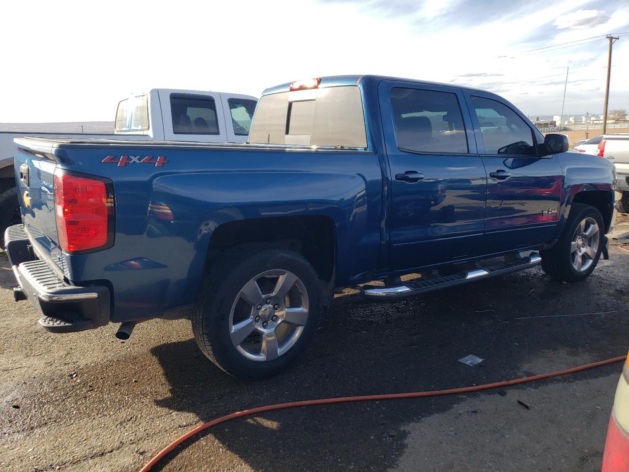 2018 CHEVROLET SILVERADO - Image 3