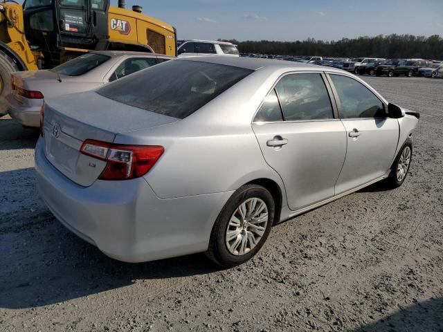 2014 Toyota Camry L - Фото 3