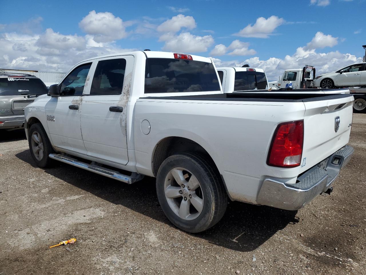 2014 RAM 1500 ST - Фото 2