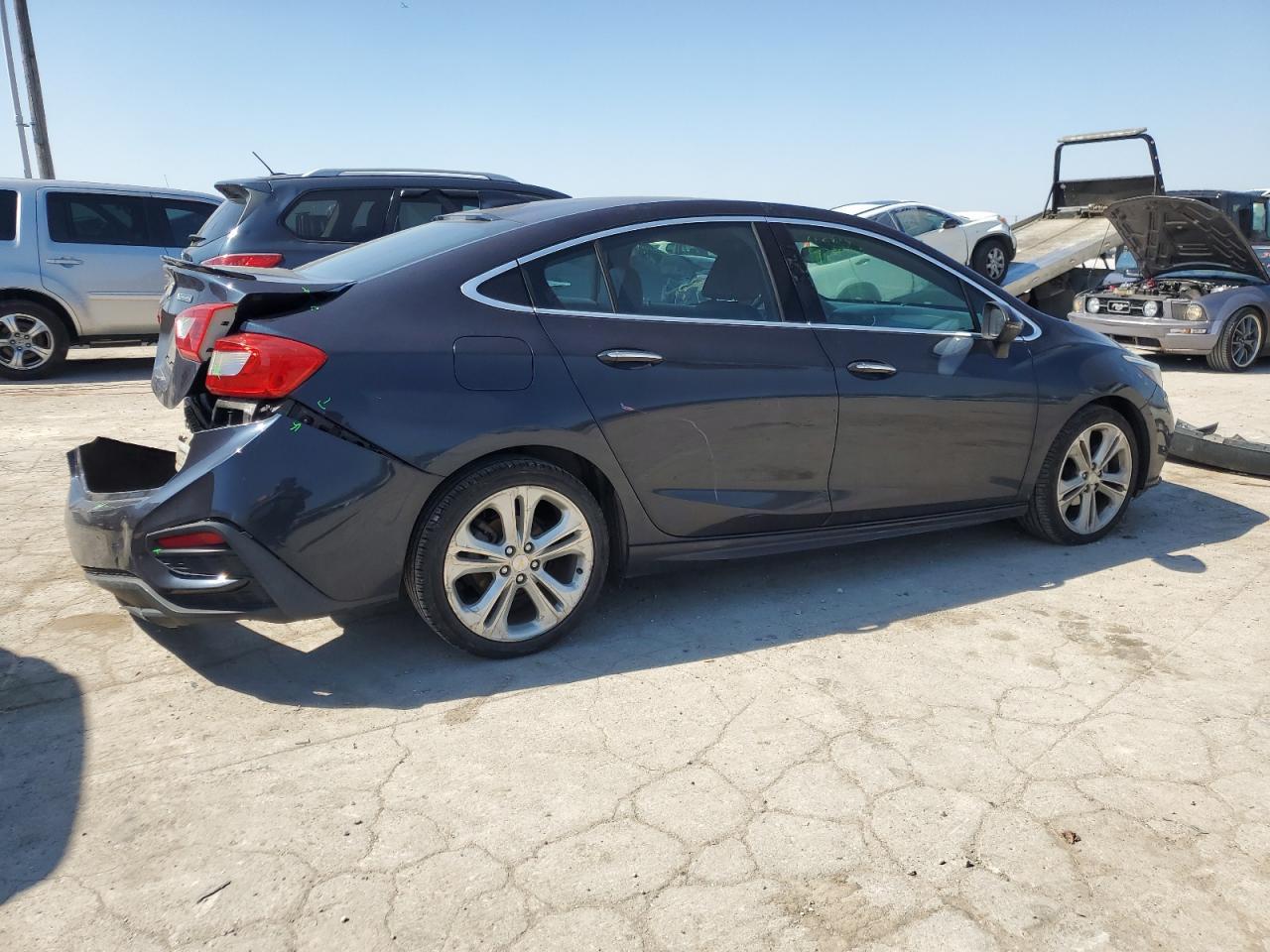 2016 CHEVROLET CRUZE PREM - Image 3