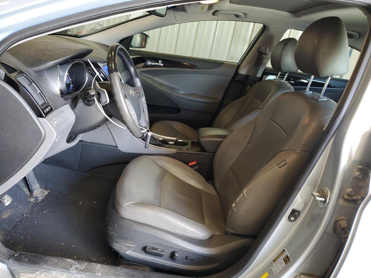 2011 HYUNDAI SONATA SE - Image 7