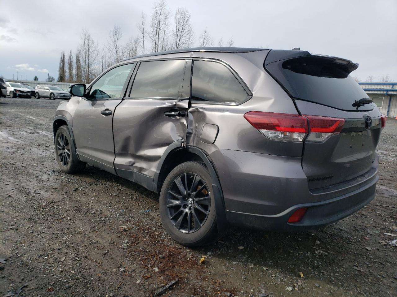 2019 TOYOTA HIGHLANDER - Фото 2