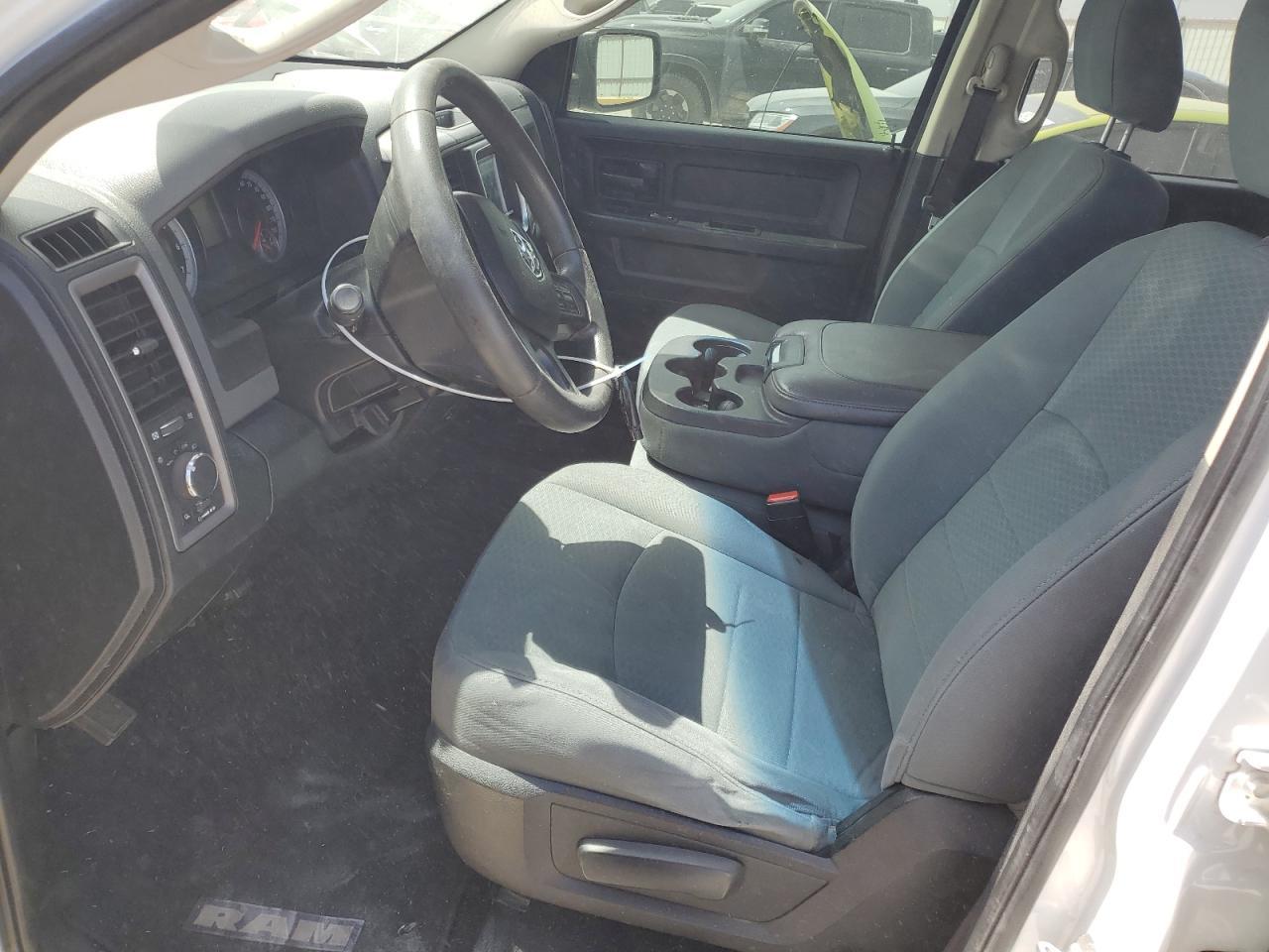 2014 RAM 1500 ST - Фото 7