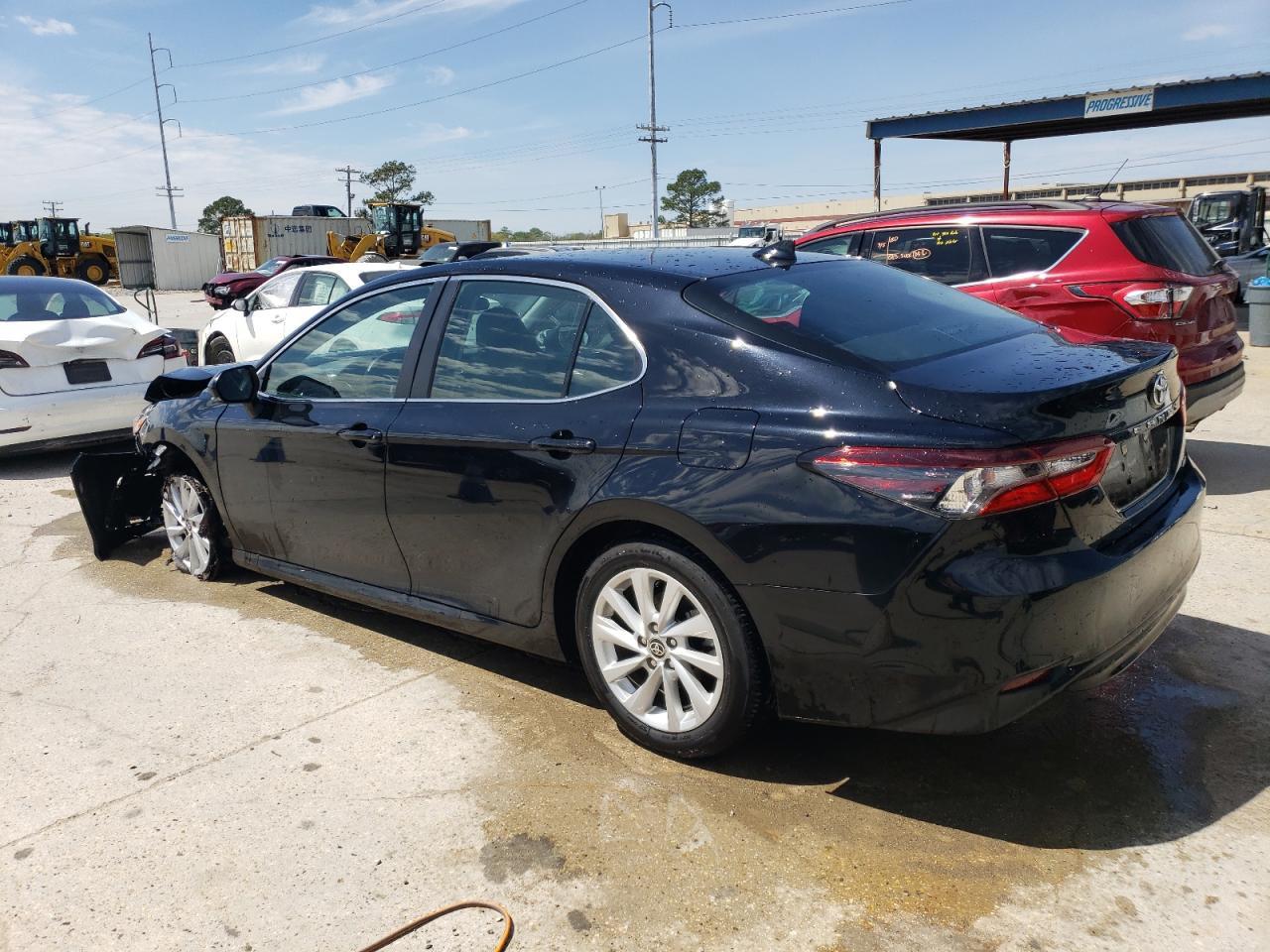 2023 TOYOTA CAMRY LE - Фото 2