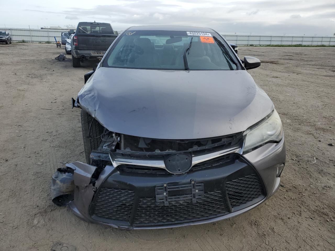 2017 TOYOTA CAMRY LE - Image 5