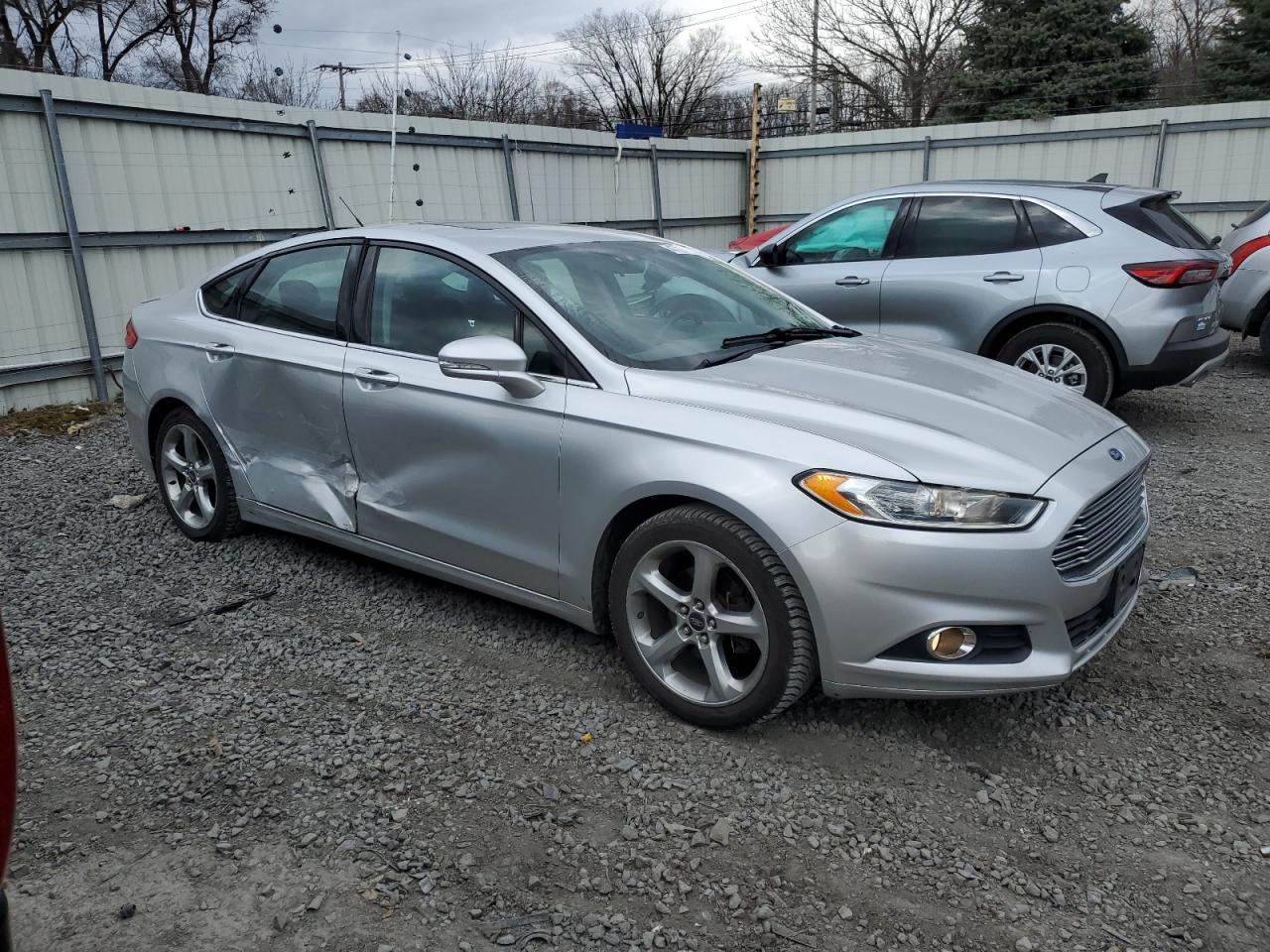 2013 FORD FUSION SE - Image 4