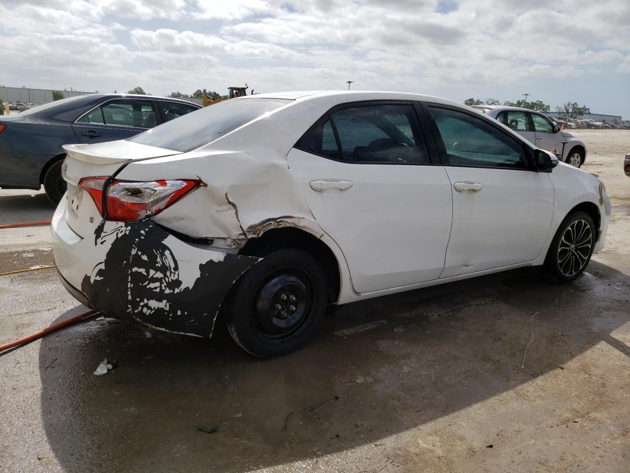 2014 TOYOTA COROLLA L - Image 3