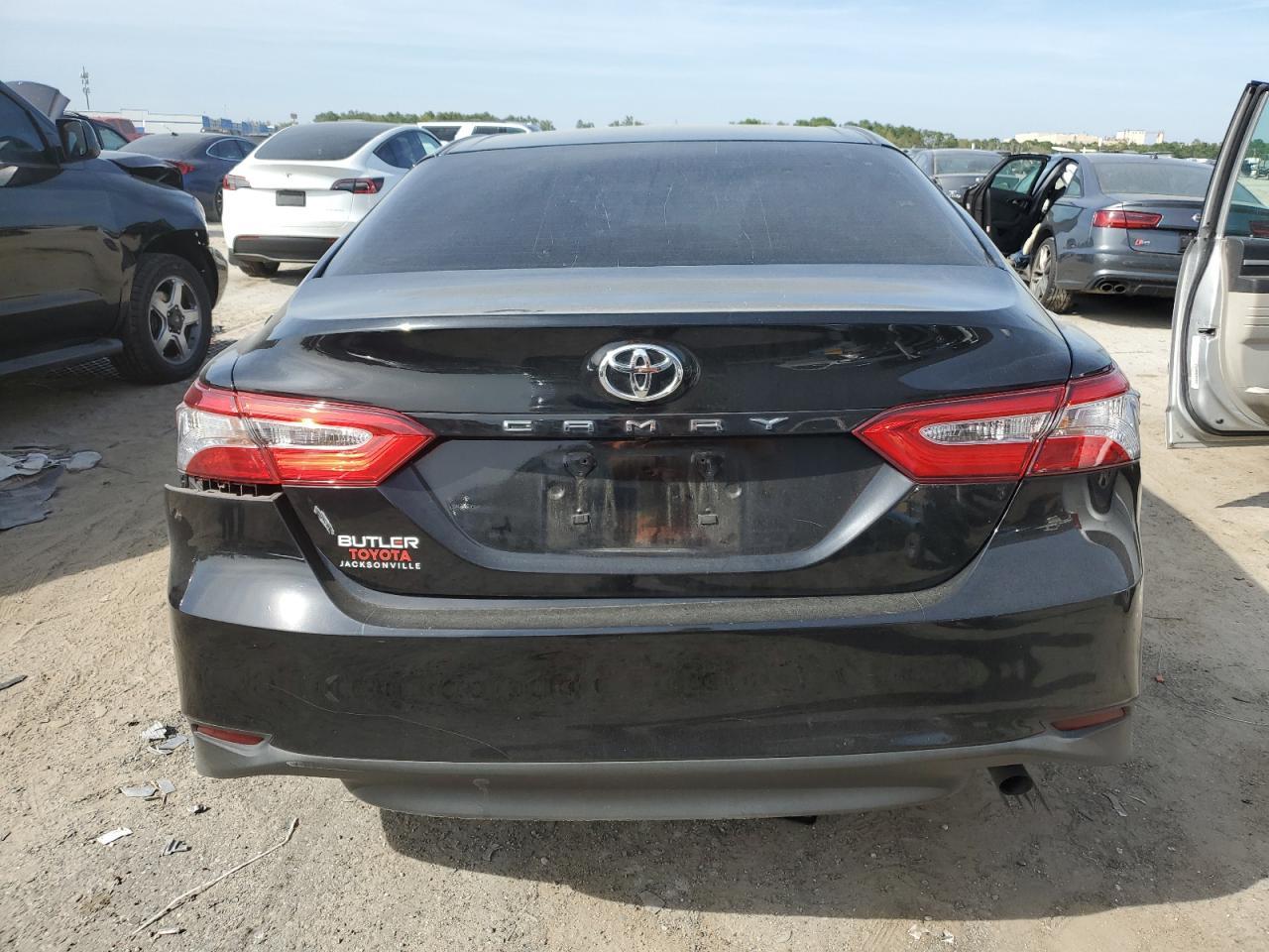 2018 TOYOTA CAMRY L - Image 6
