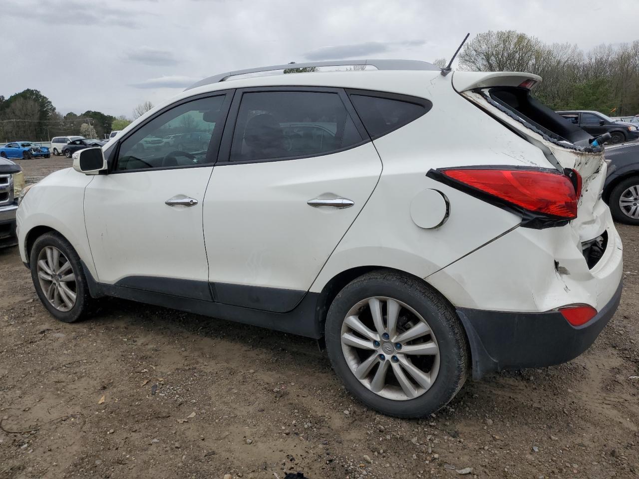2012 HYUNDAI TUCSON GLS - Image 2