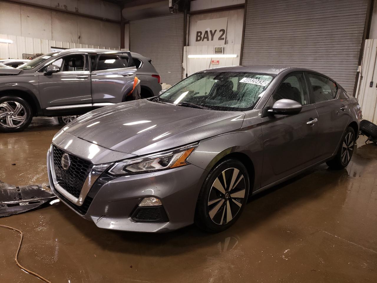 2022 NISSAN ALTIMA SV