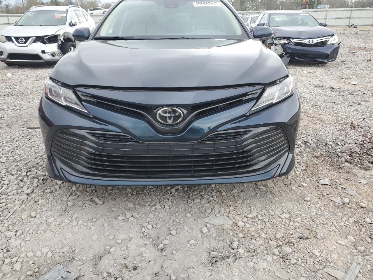 2020 TOYOTA CAMRY LE - Image 5