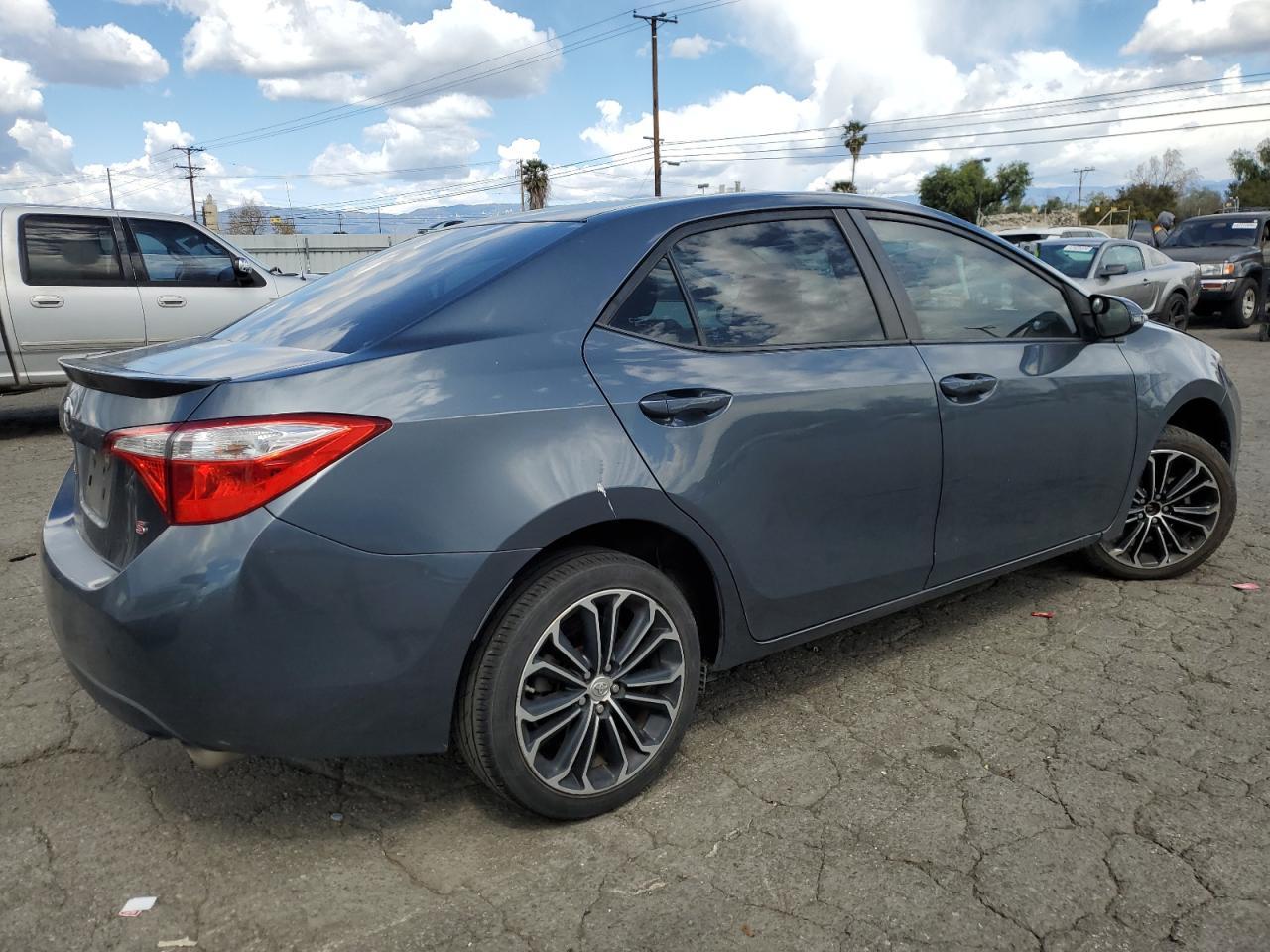 2015 TOYOTA COROLLA L - Image 3