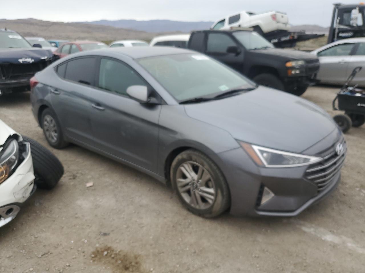 2019 HYUNDAI ELANTRA SE - Фото 4