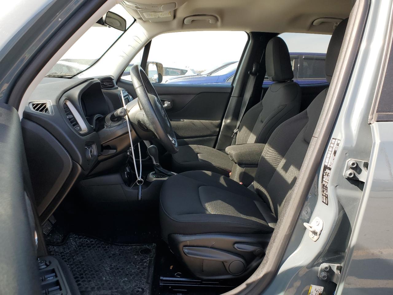 2017 JEEP RENEGADE L - Image 7