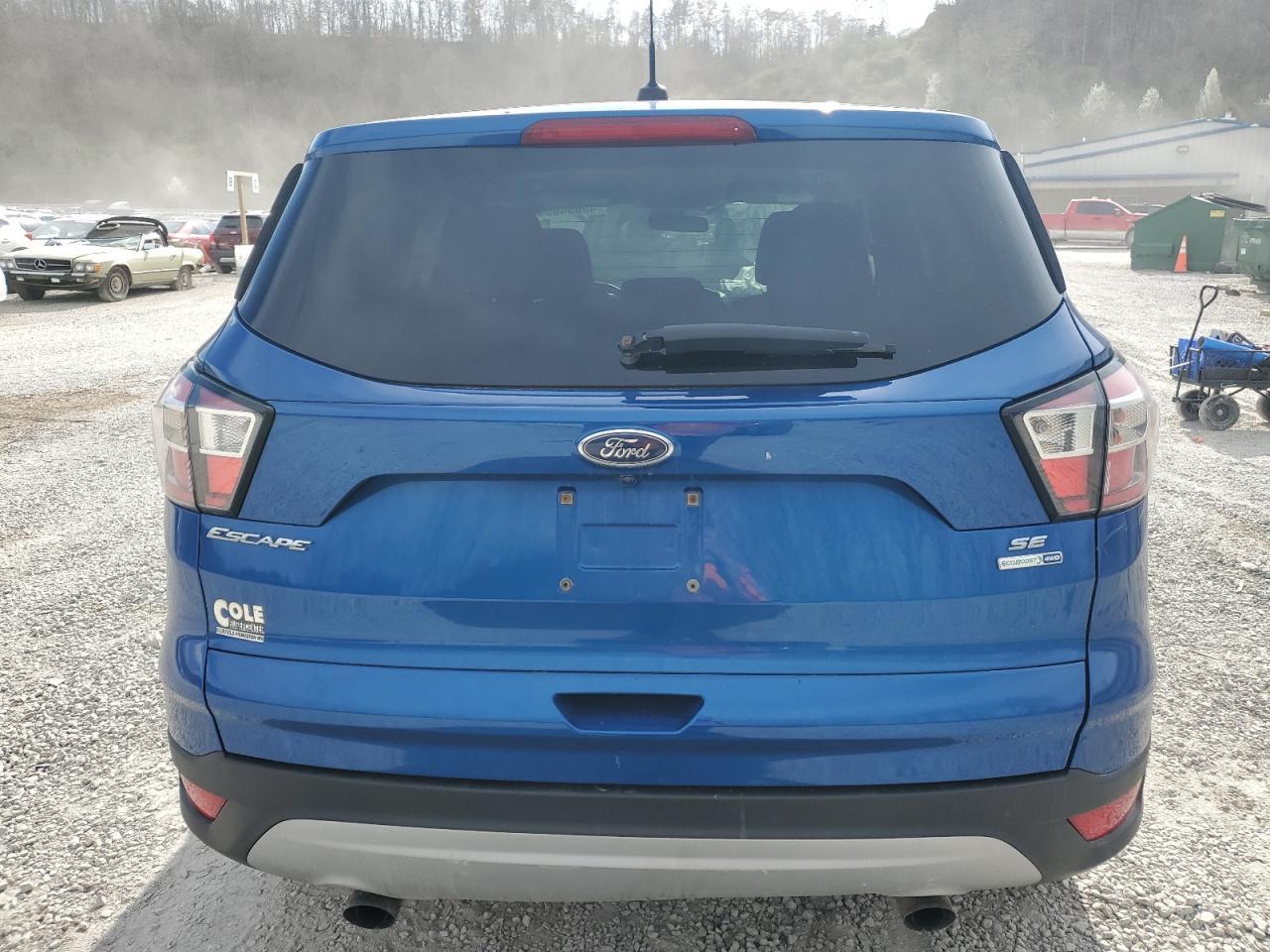 2017 FORD ESCAPE SE - Фото 6