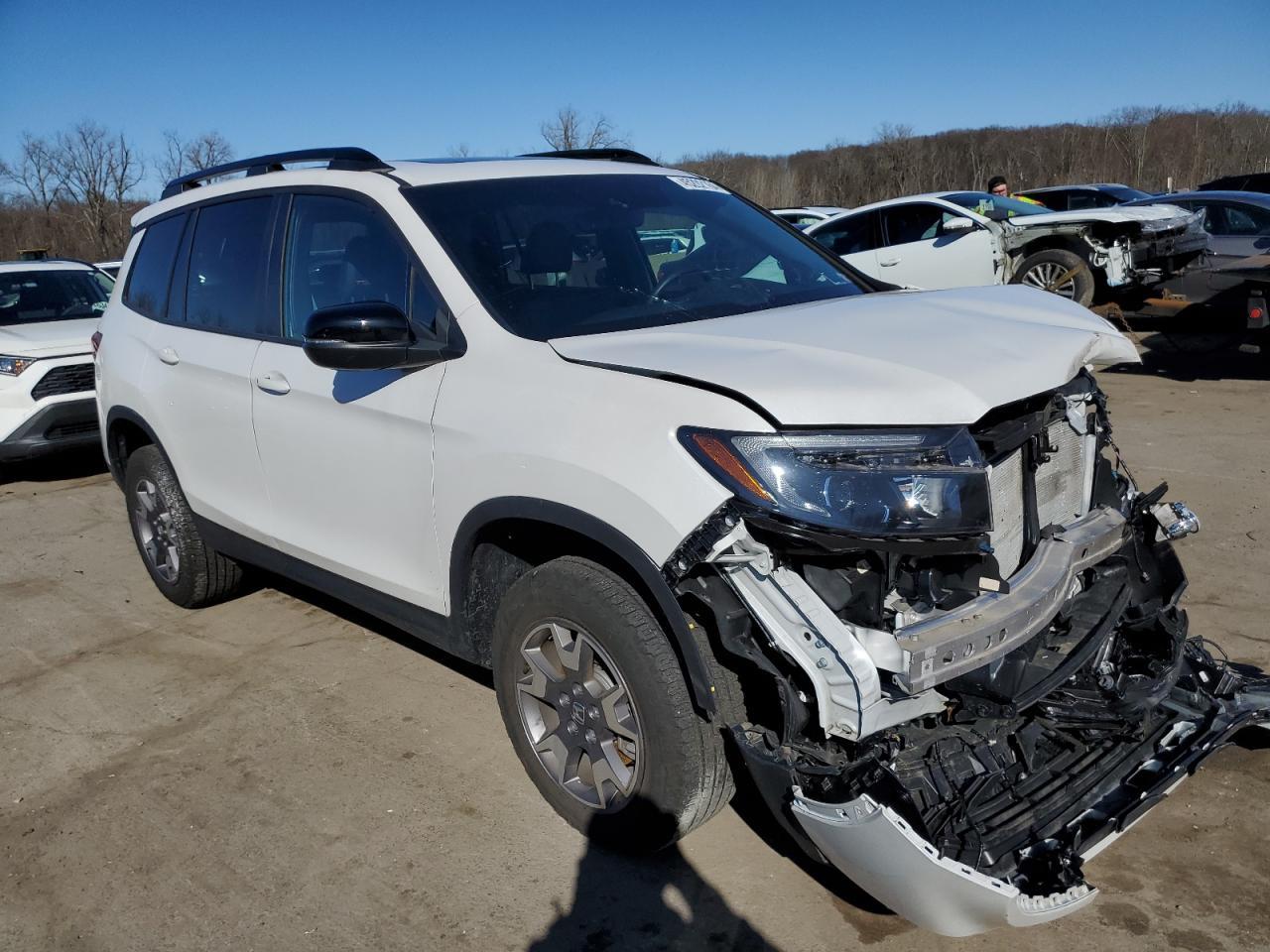 2023 HONDA PASSPORT T - Image 4